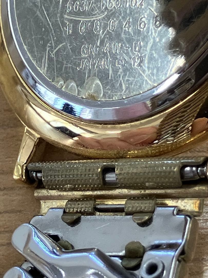 CITIZEN EXCEED Quartz Watch, Gold, 3 Hands, Non-functional 【USED】