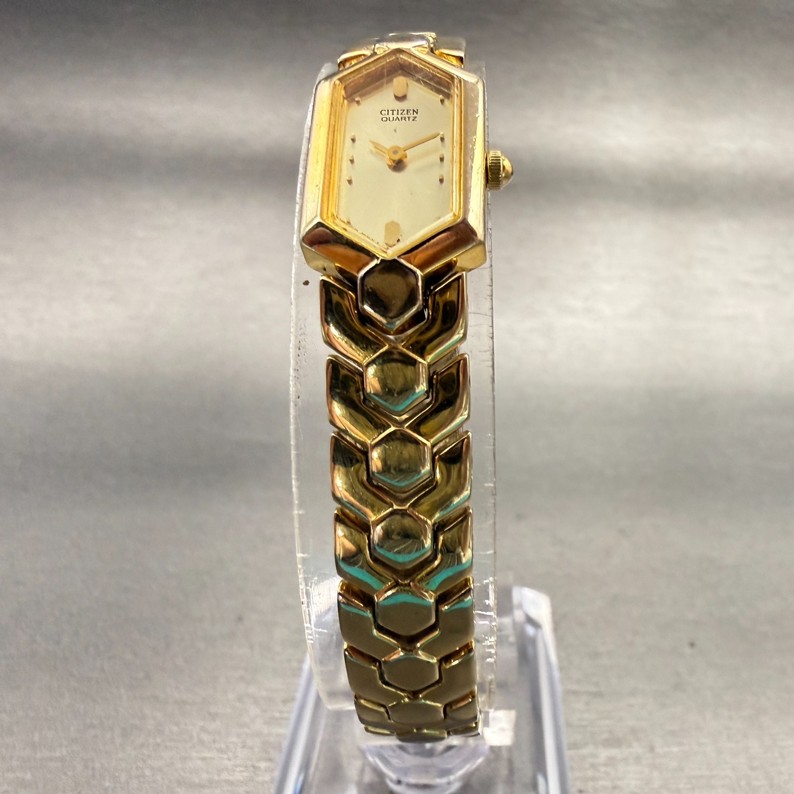 Citizen Watch Women 13mm Gold Dial Gold Tone Rectangle 5421-S41185 New Battery