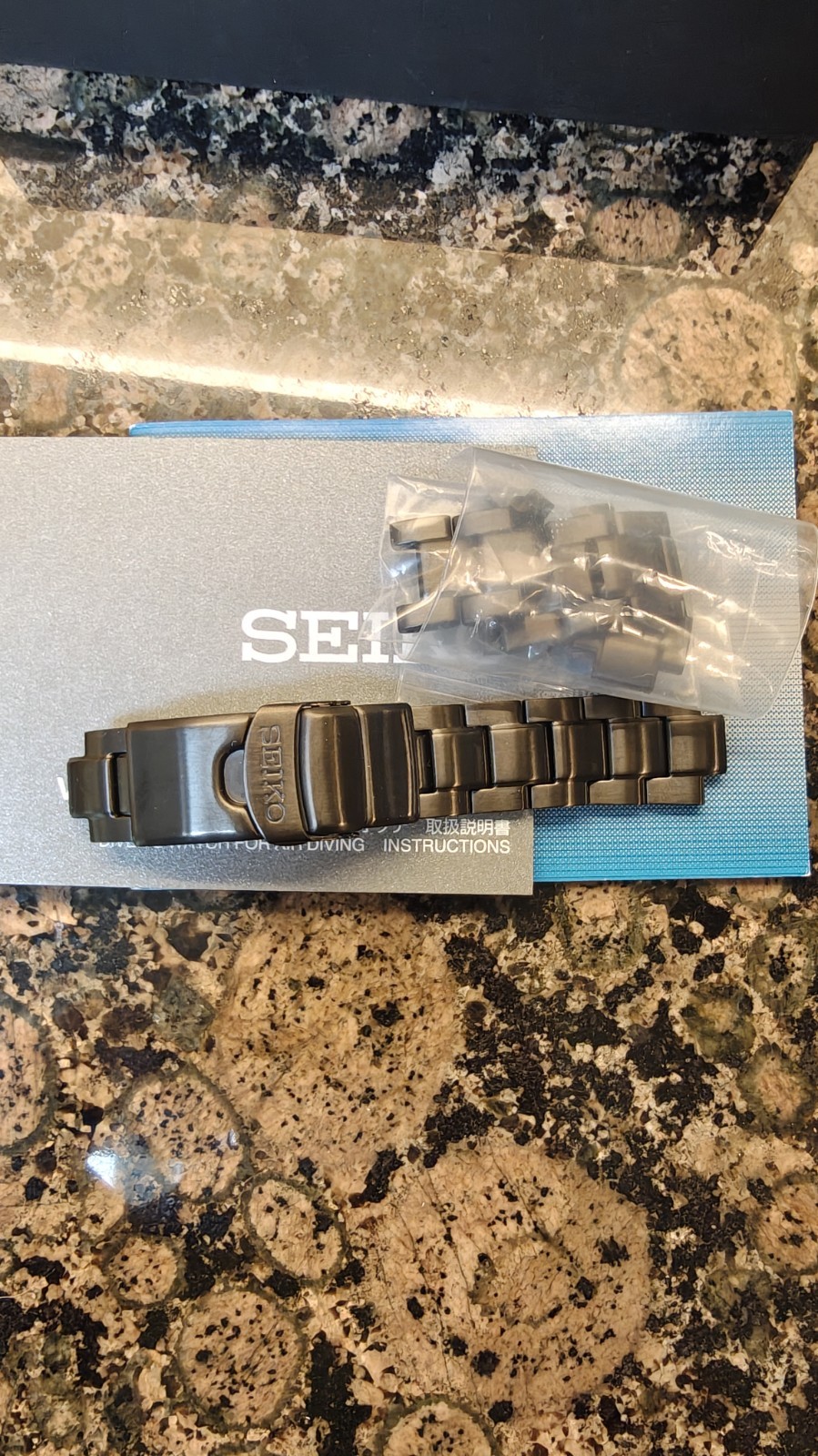 Seiko Night Vision Prospex Solar LTDed Edition Diver 200m.Box,Papers +New Strap