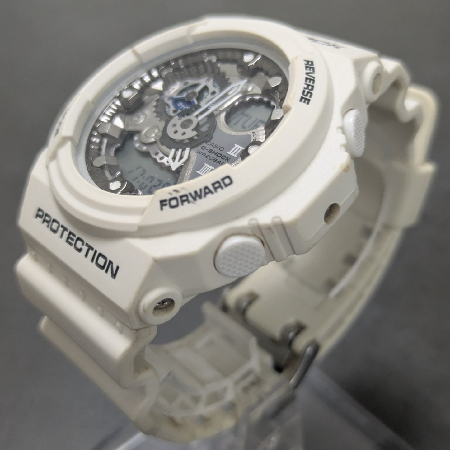 Casio G-SHOCK GA-300 White 5259 Men’s Watch Pre-Owned Working Battery Included