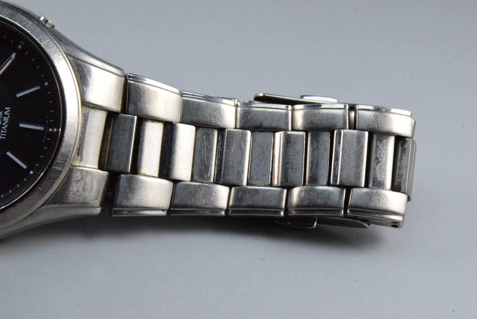 Vintage watch Seiko Solar Titanium 7B42-0AN0 Black Men Quartz Round 42mm
