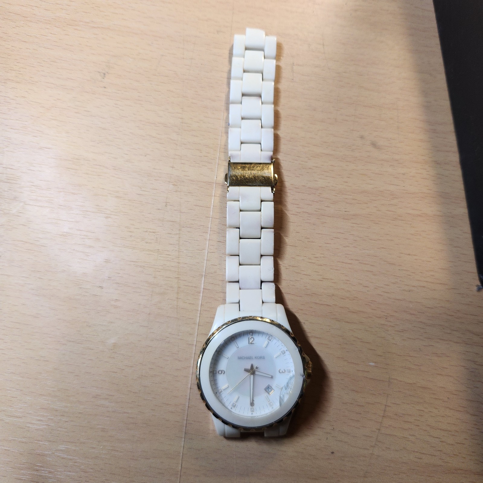 Michael Kors Gold-Trimmed White Resin Madison Watch MK 5249