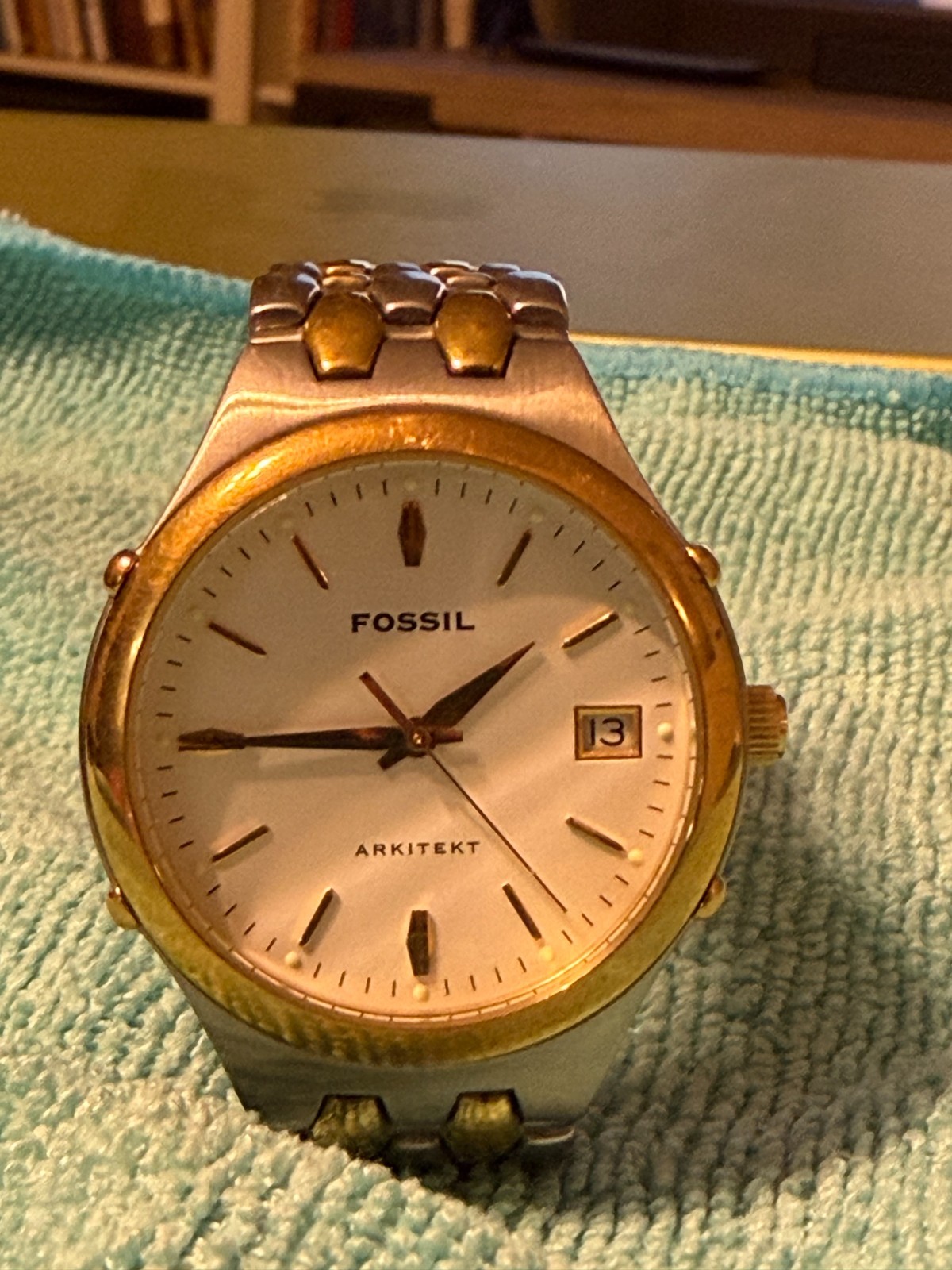 Fossil Arkitekt Watch Two Tone Gold Silver Stainless Steel Date – needs battery