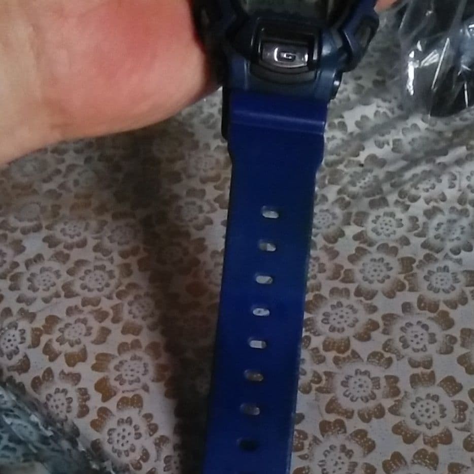Casio G-Shock GA100A, excellent condition.