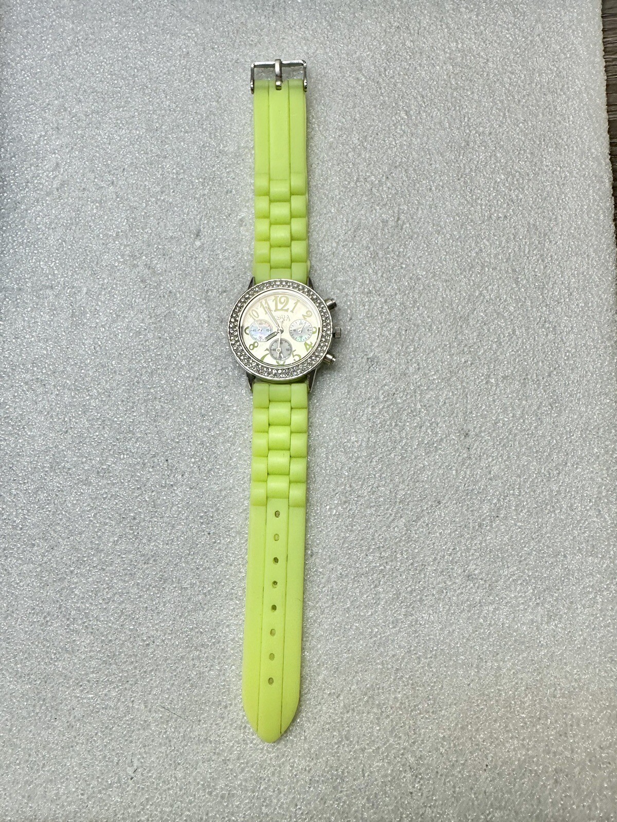 BORA working Analog Crystal Bezel Lime Green Silicon Band
