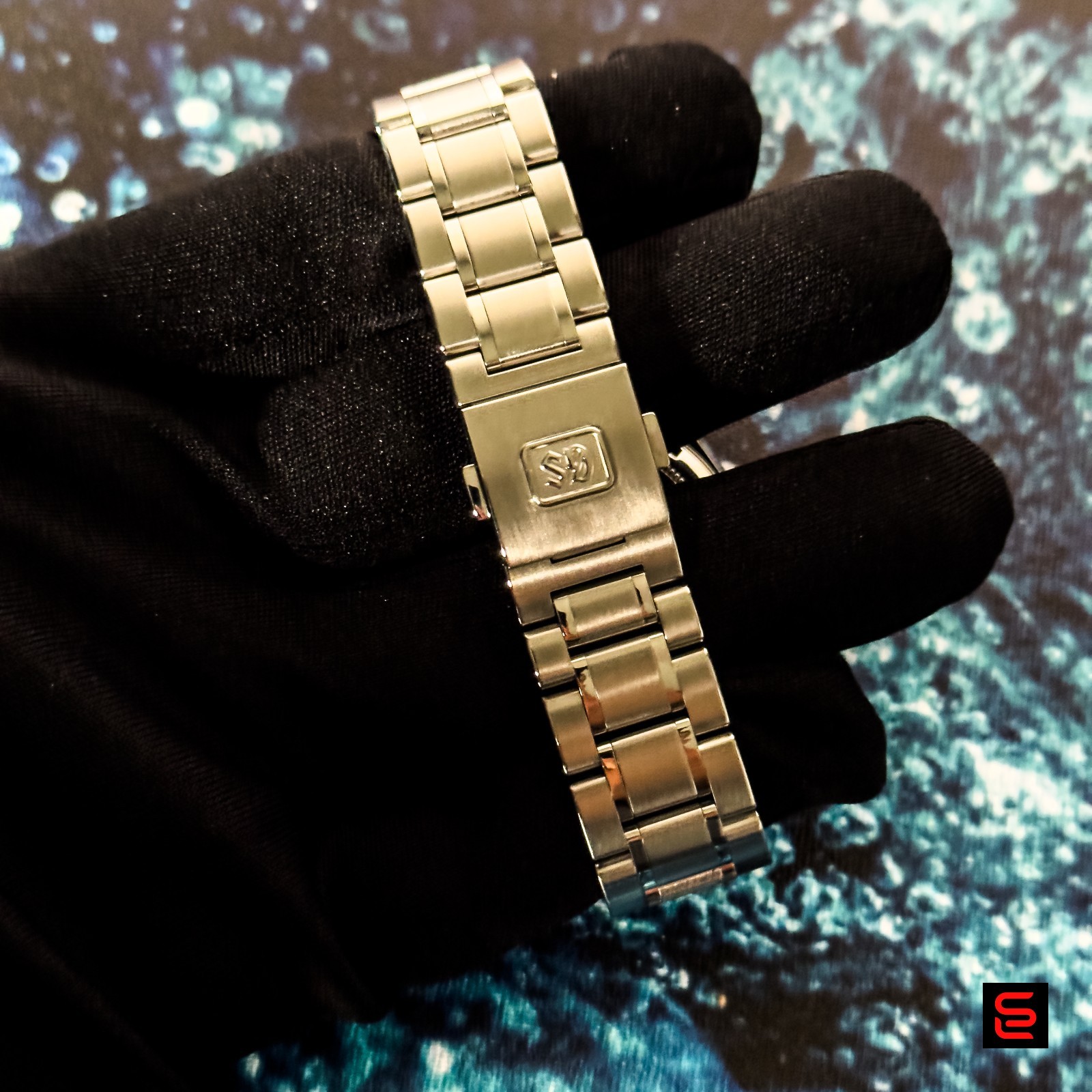 Grand Seiko SBGH281 ” Superman” 60th anniversay edition, Box and papers