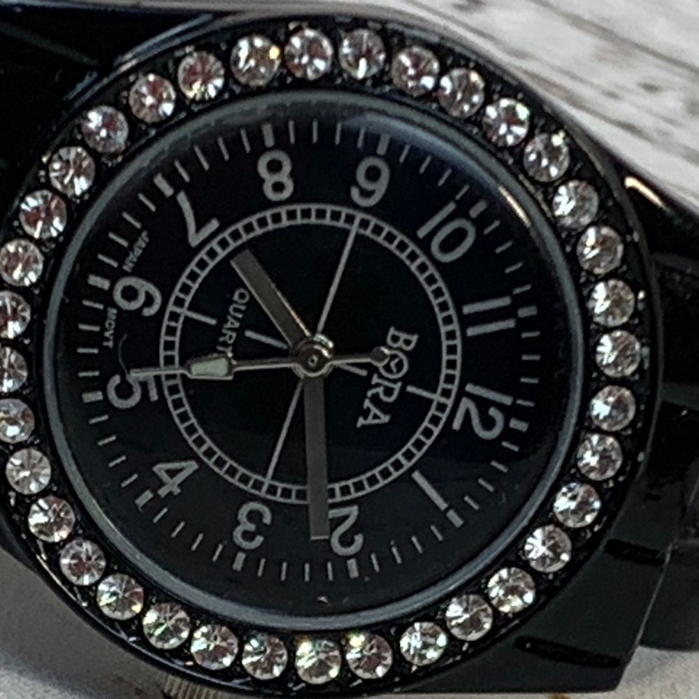Bora Black Crystal Rhinestone Bezel Watch Quartz Analog Fashion Timepiece