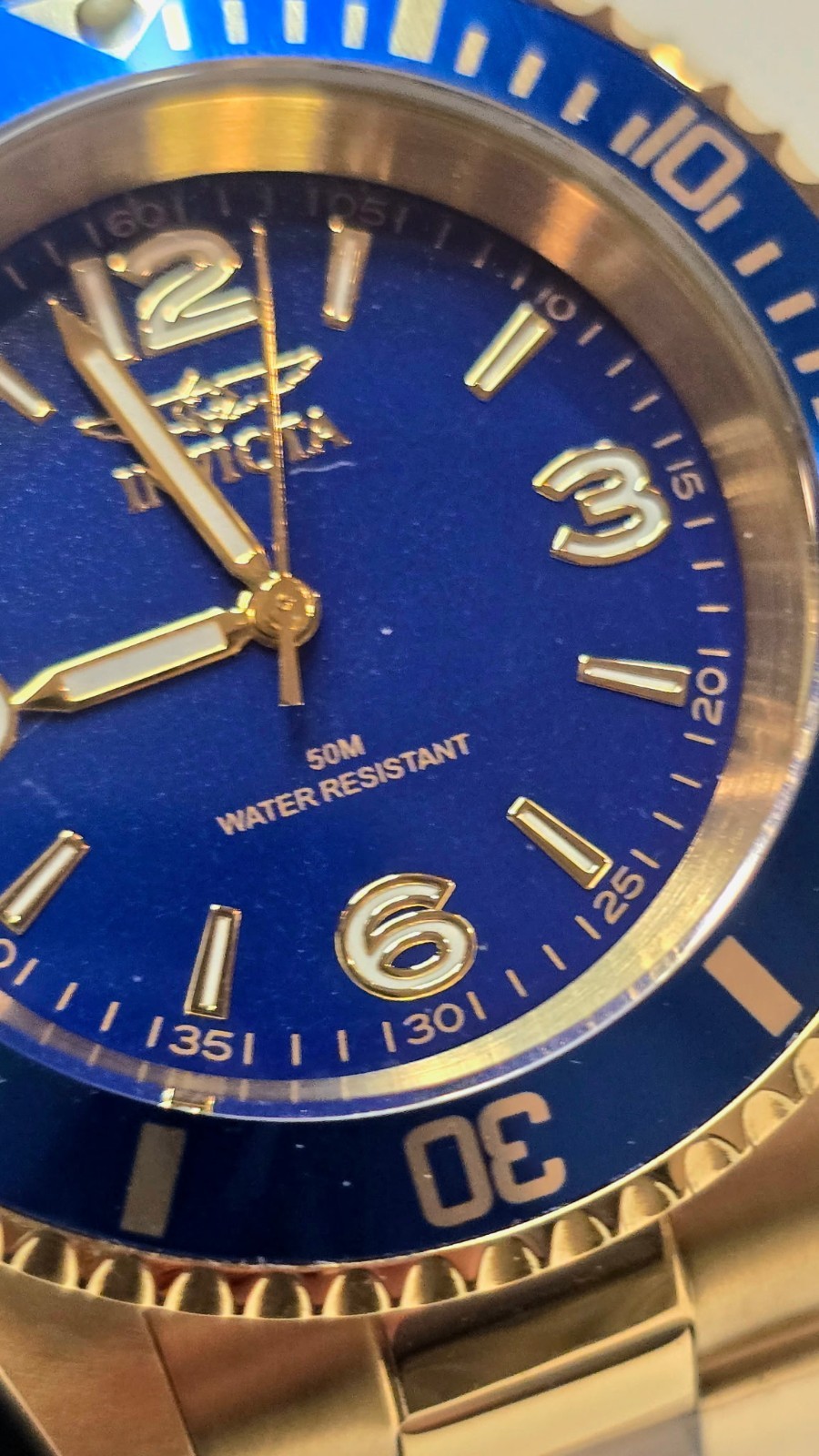 Invicta Specialty Rowan Men’s Watch Blue Dial Gold ToneSS Bracelet 50m w/Box