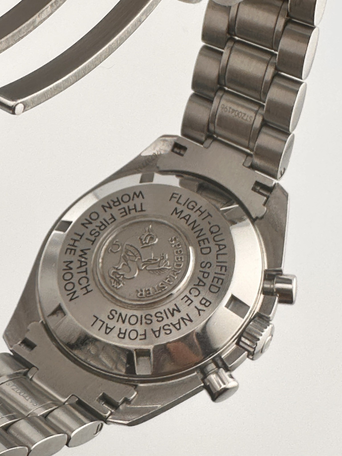 Omega Speedmaster Professional Moonwatch 311.30.42.30.01.005 Big Box edition