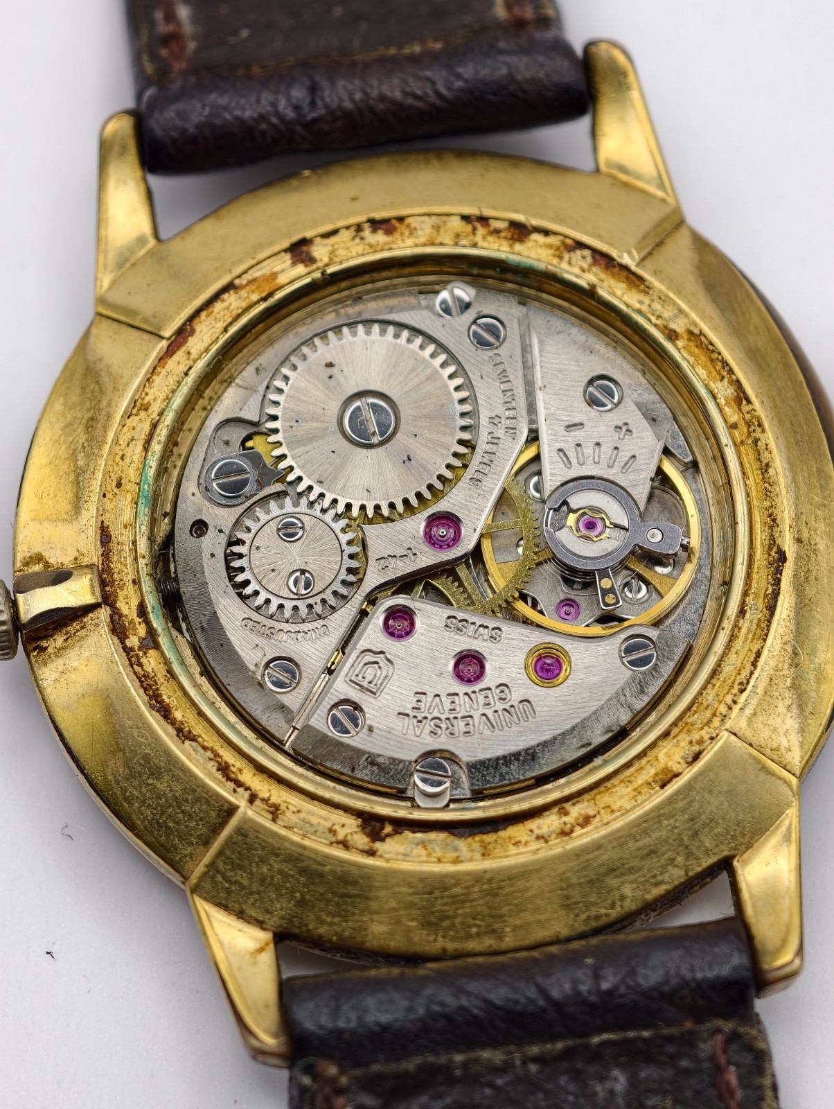 Universal Genève Vintage Manual Winding Gold Plated Watch Ref. 542101
