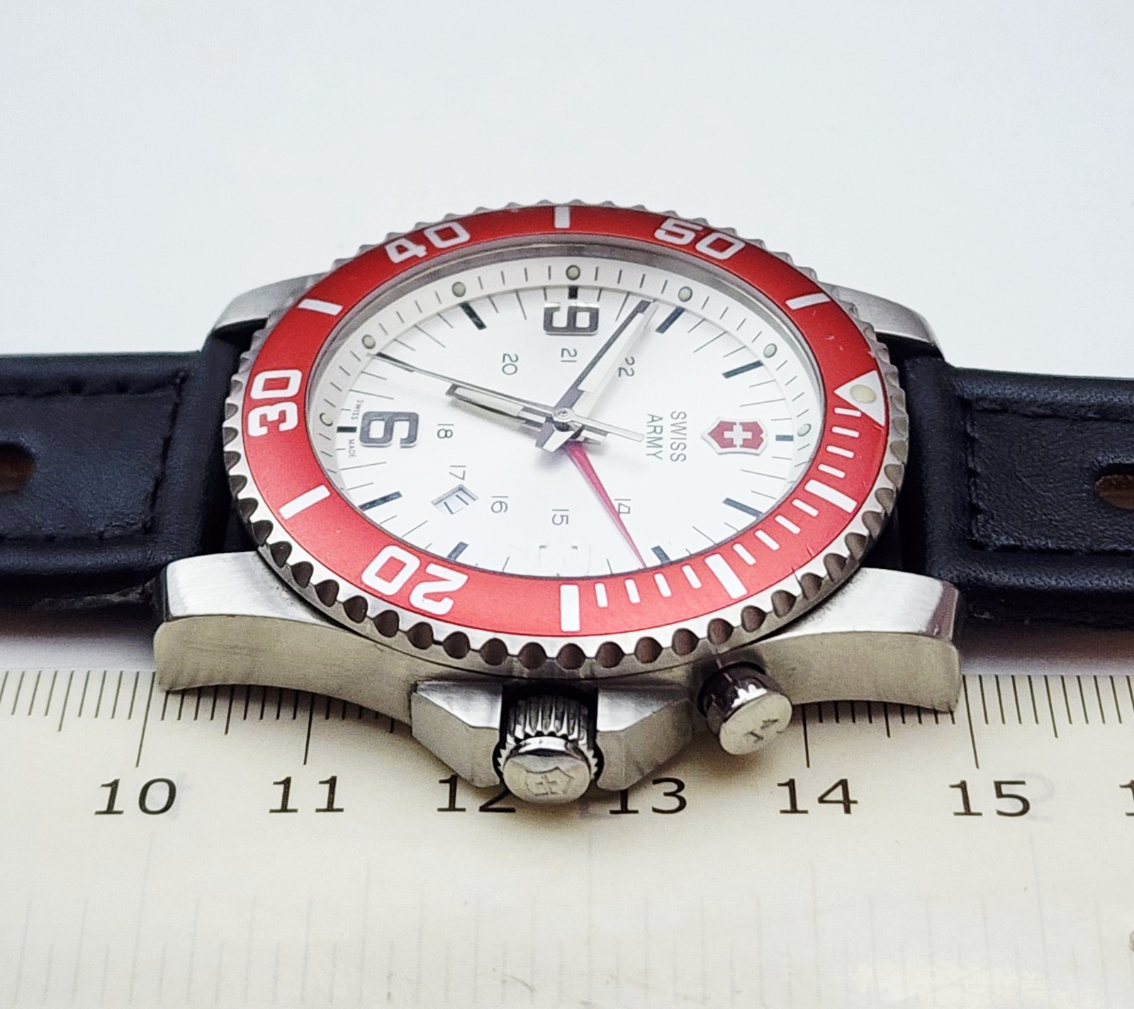 Men’s SWISS ALARM Watch VICTORINOX SWISS ARMY “Maverick II” 24141