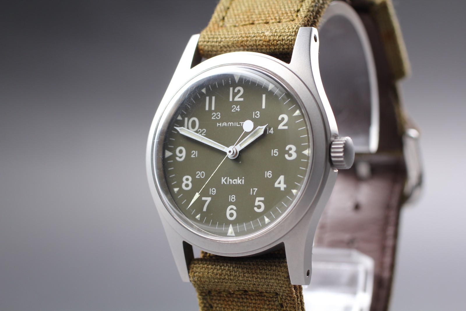 [ w/Box, Paper ] HAMILTON Khaki 9415A Green Dial Hand-Winding Men’s Watch JAPAN