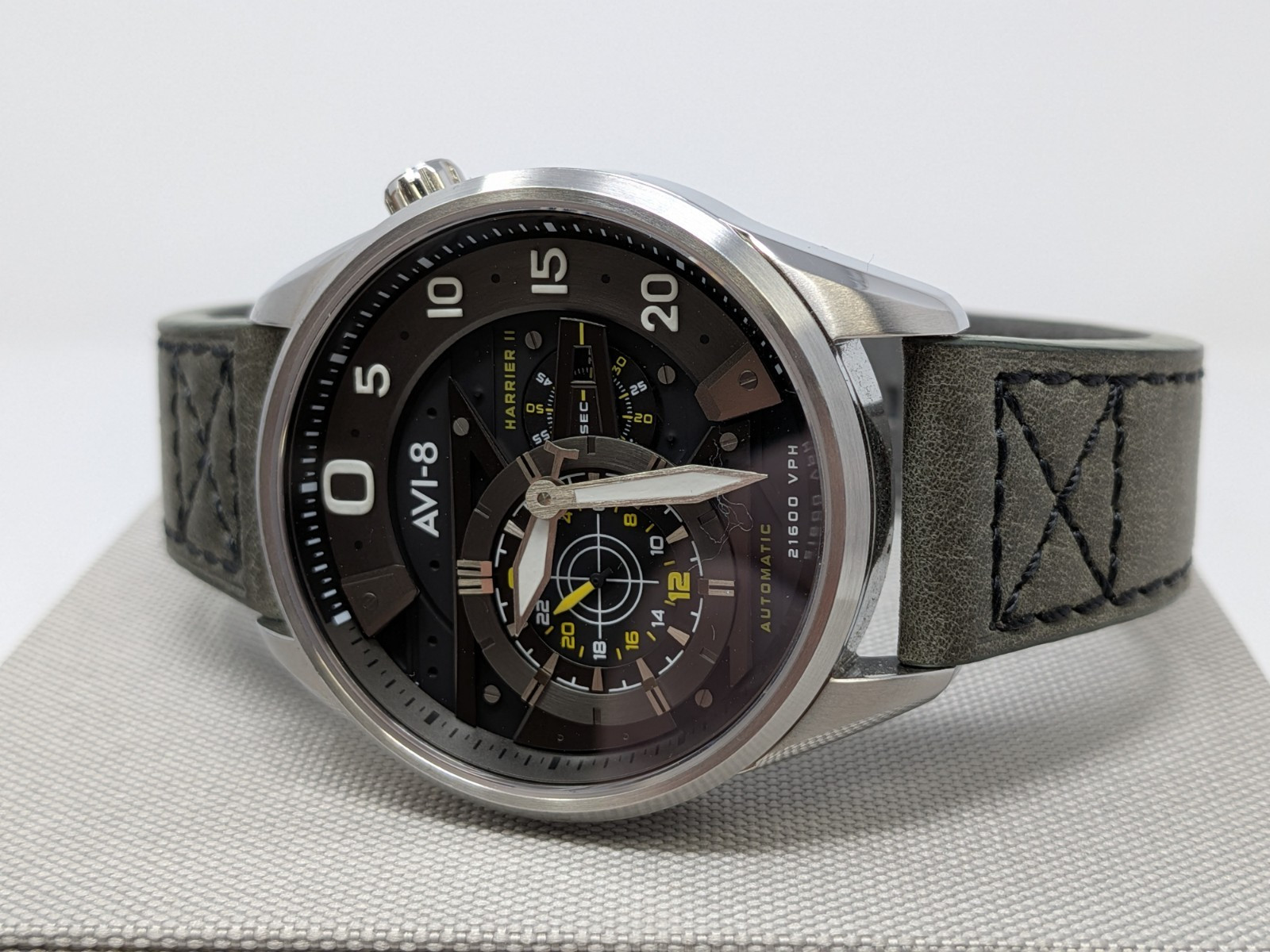 AVI-8 Hawker Harrier II Ace of Spades Automatic watch model AV-4070-01