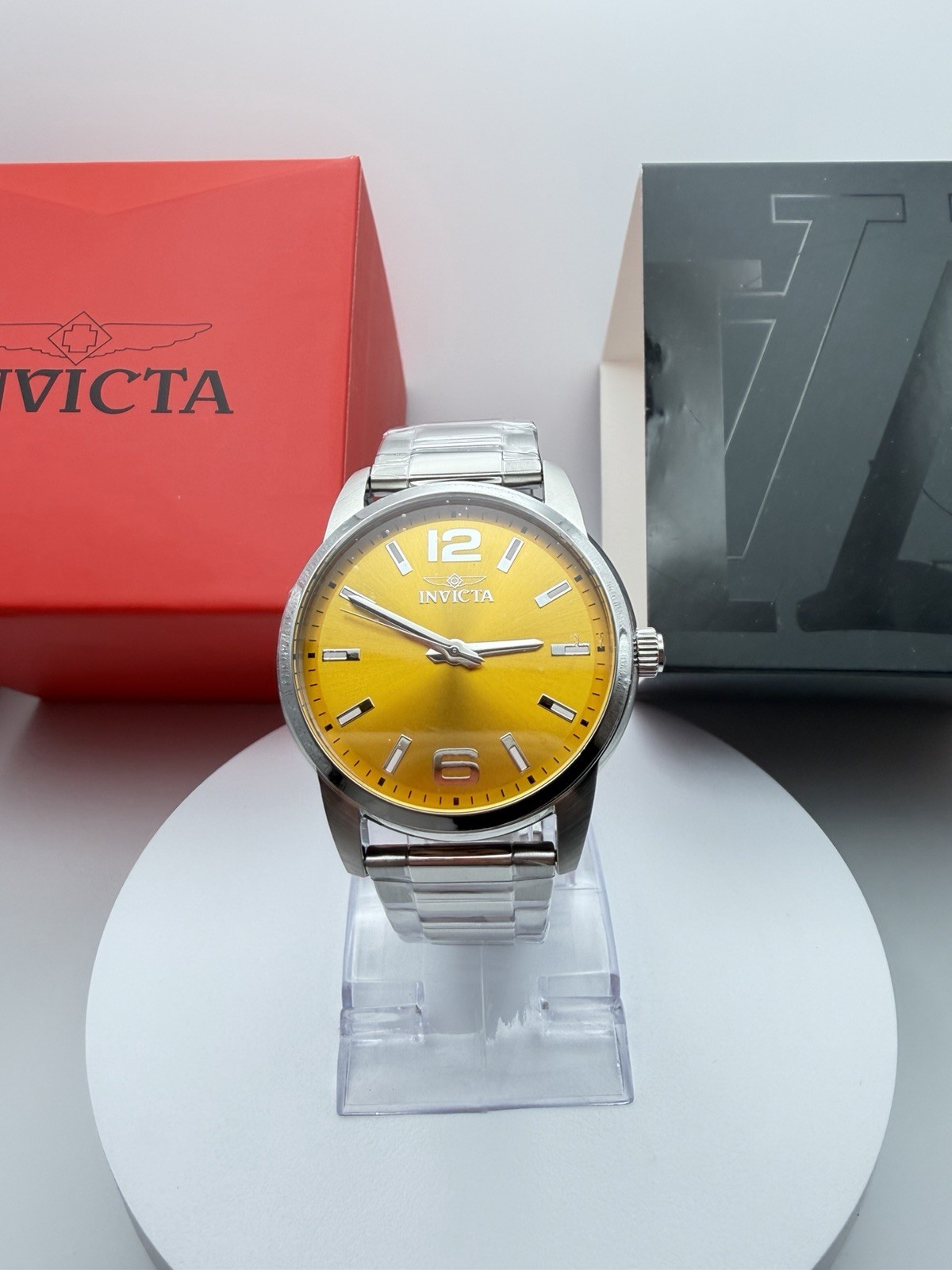 48493 Invicta