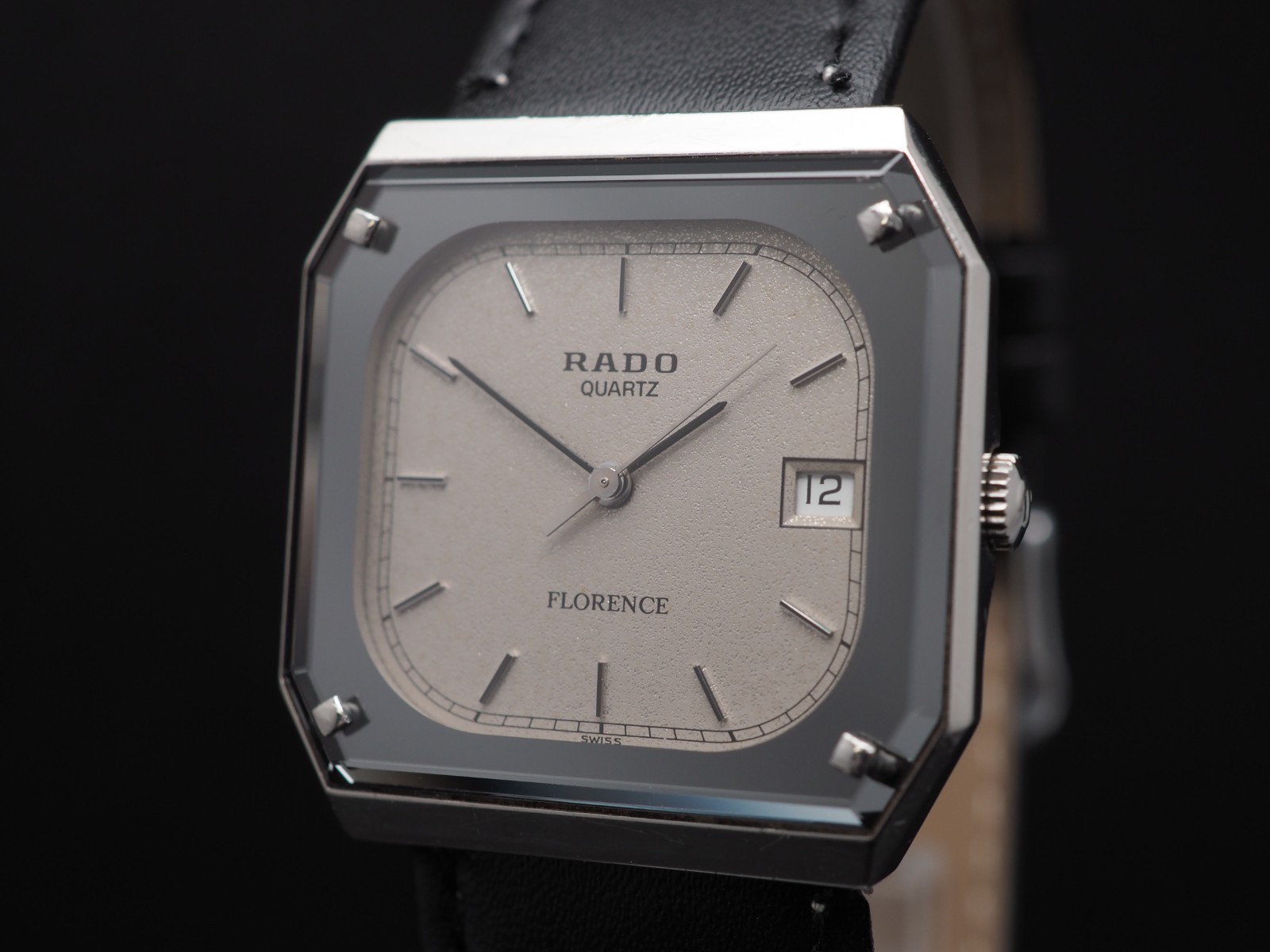 Vintage NEAR MINT Rado Florence 107.2021.4 Silver Dial 32mm Qz Mens Watch JAPAN