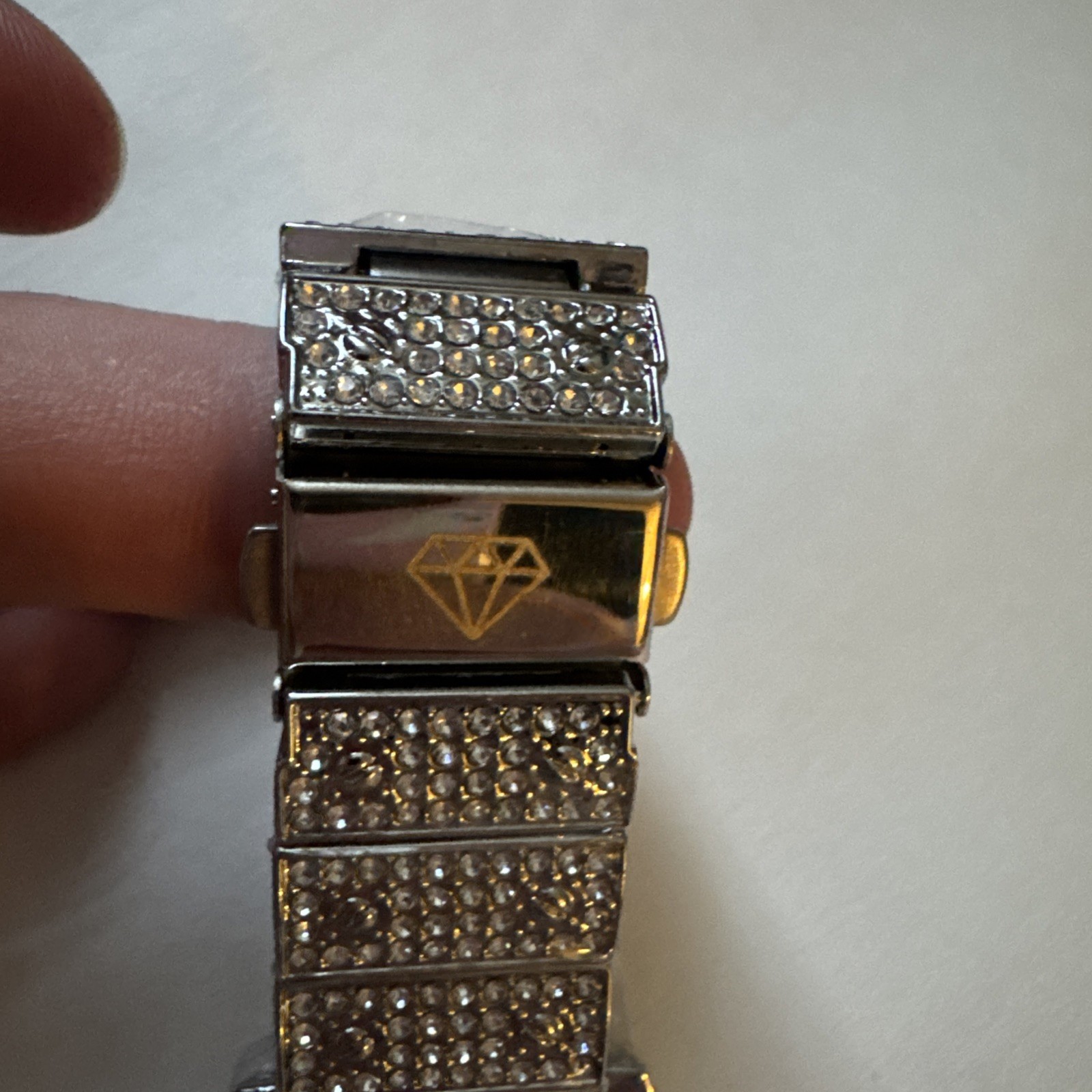 cartice Silver Square Diamond Pattern Dial Luxury Wristwatch Roman Numerals 32mm