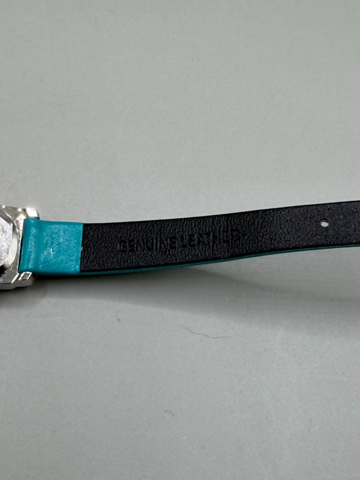 2012 Diamond Genuine Leather Quartz Analog Women’s Watch in teal