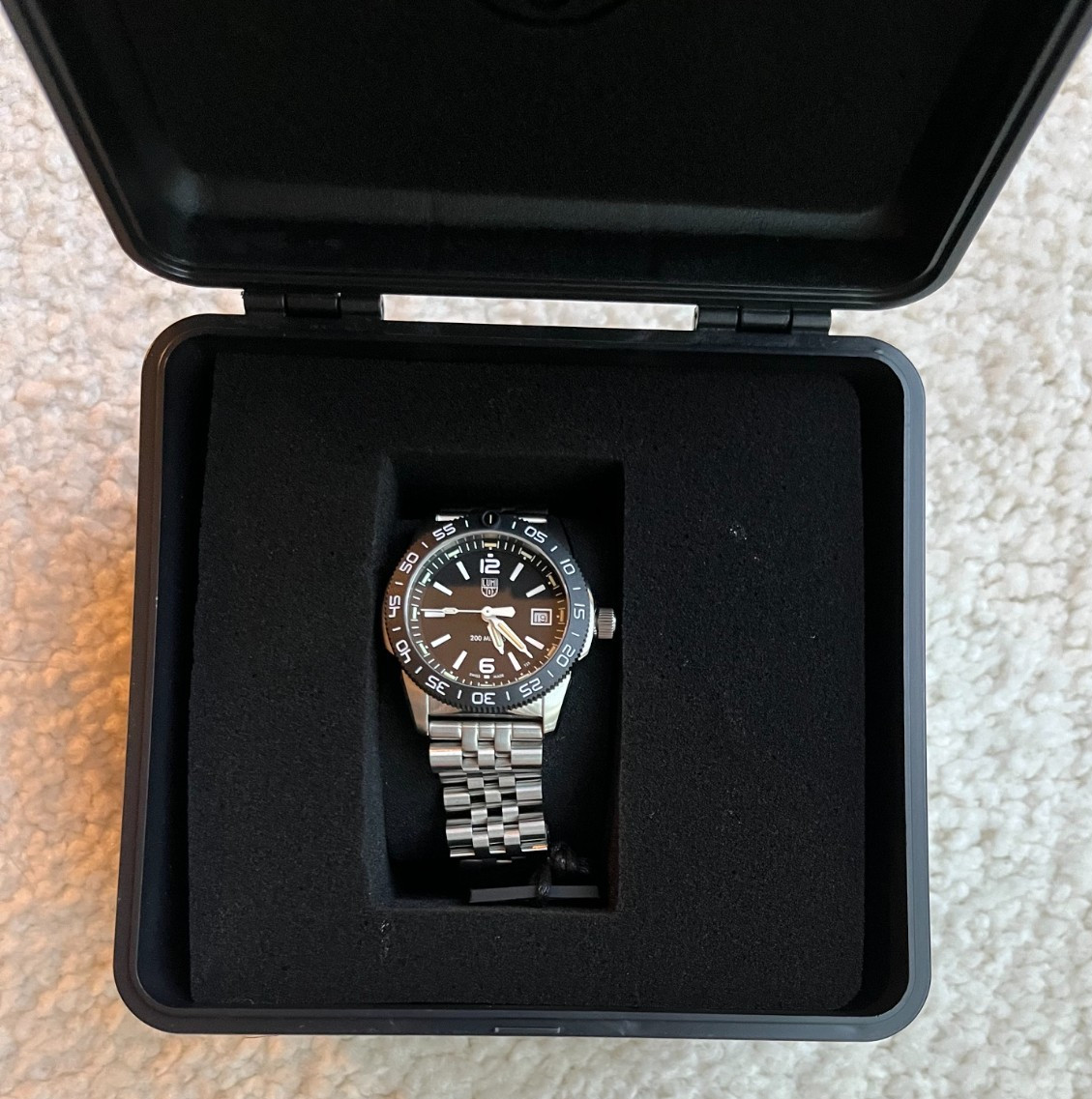 Luminox Pacific Diver Ripple Stainless Steel Men’s Quartz Watch XS.3122M.1