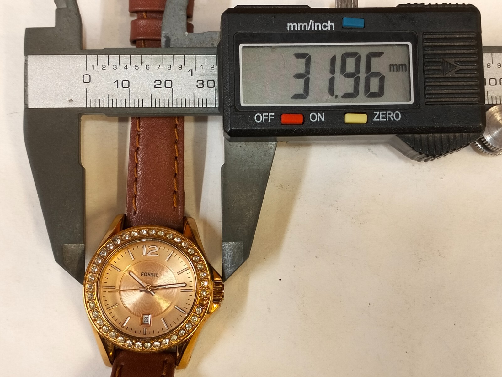 FOSSIL QUARTZ ROSE GOLD DIAL ES2889 WOMEN’S FULL WORKING CONDITION VINTAGE WATCH