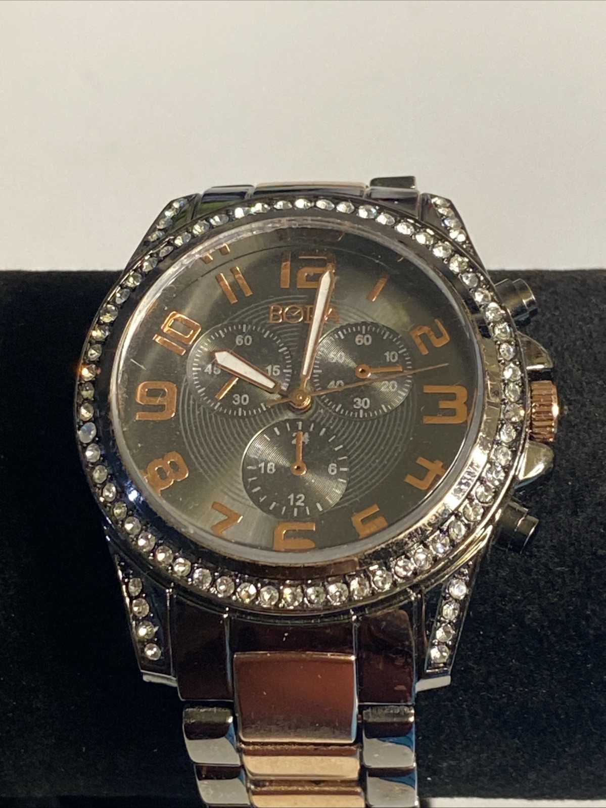 Bora Rhinestone Bronze tone Men’s watch New Battery