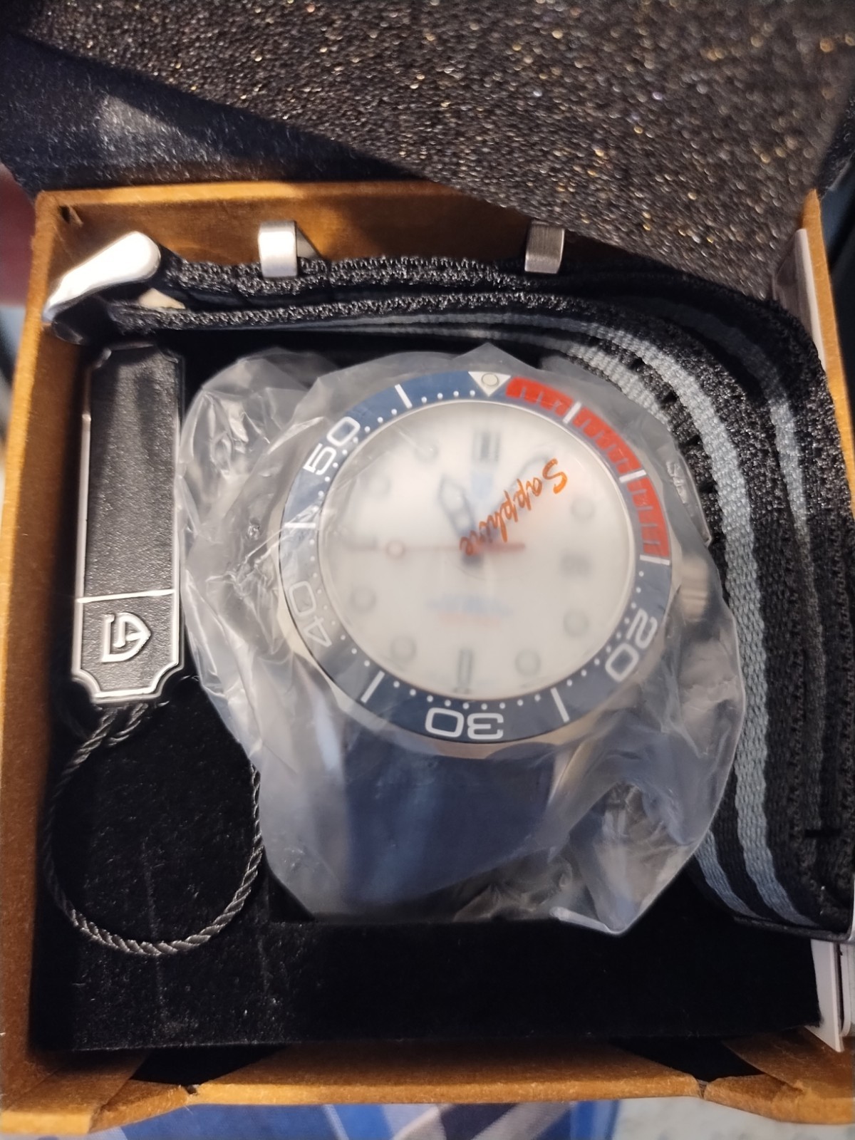 Pagani Design Automatic PD-1667 Red/White/Blue. NH35. Ships from USA