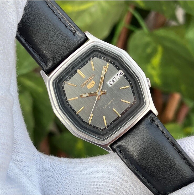 Vintage Seiko 5 Automatic Tonneau Shape Gun Metallic Dial Japan Men Watch 6309.