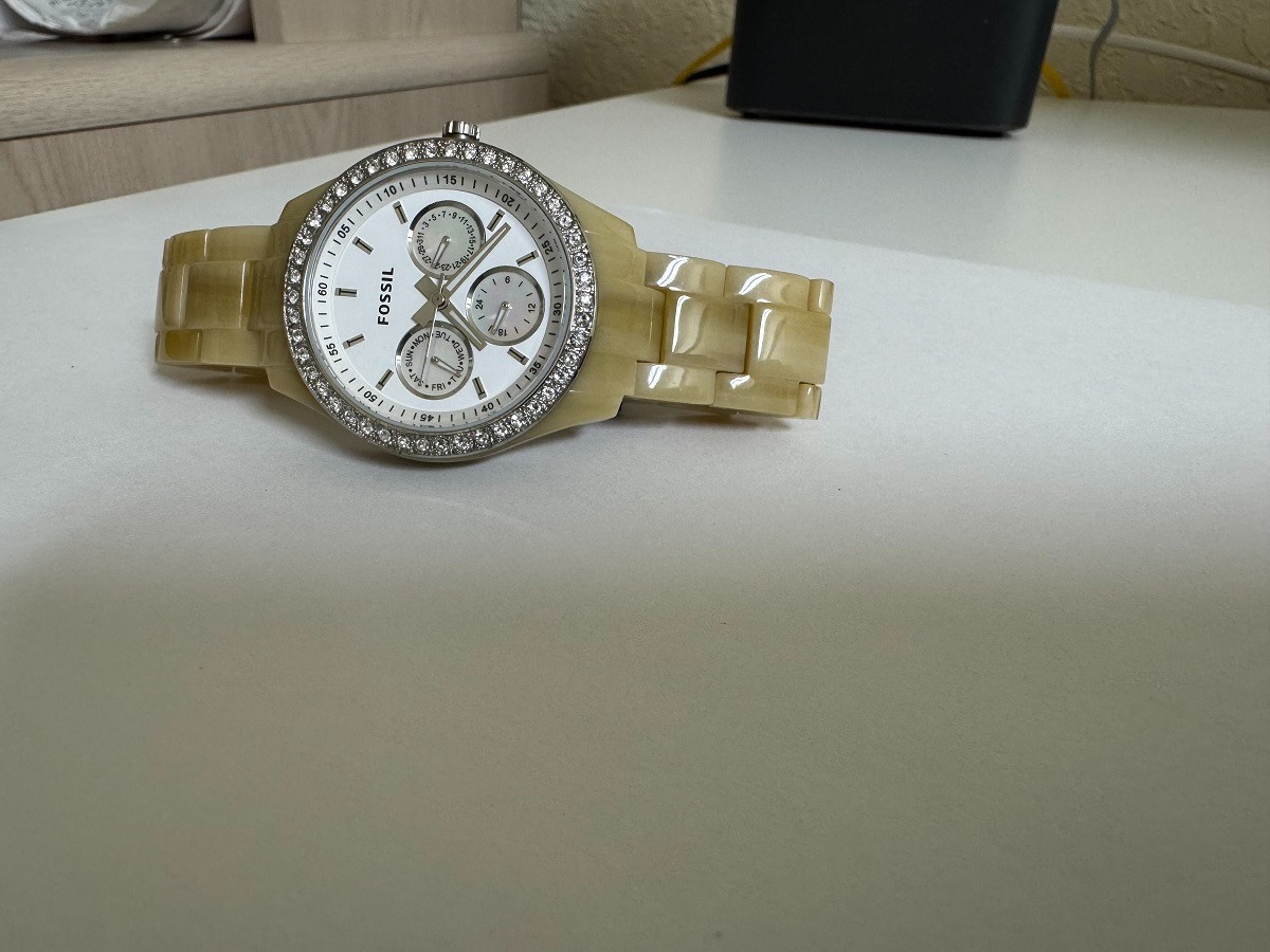 Fossil White Dial Crystals Day Date 24 hours ES-2455 watch 37mm