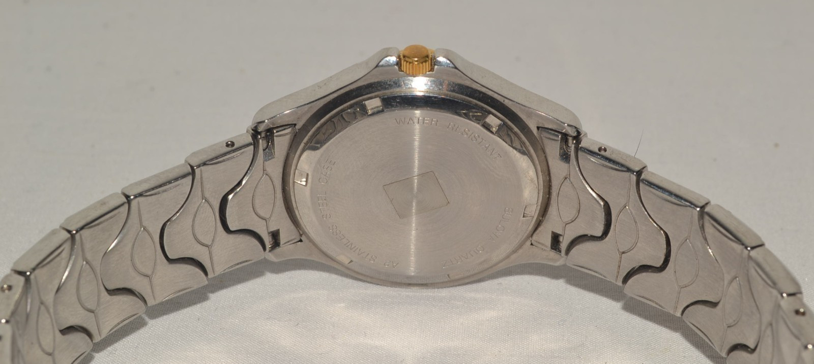 NICE! Bulova Men’s Wristwatch Stainless Steel Millennia Quartz 100m Watch RUNS