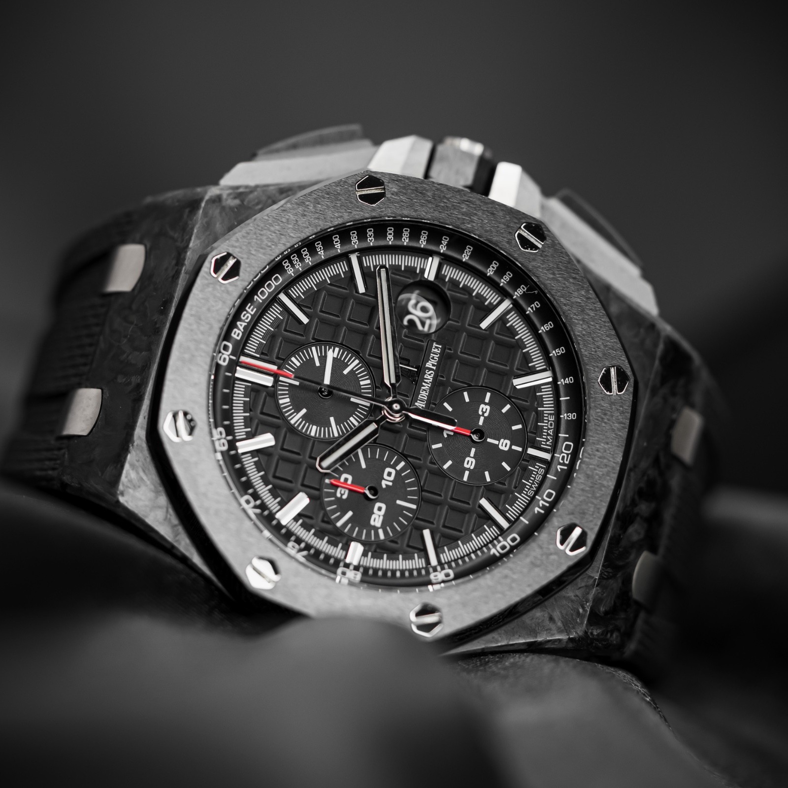 Audemars Piguet Royal Oak Forged Carbon Ceramic – 26400AU.OO.A002CA.01