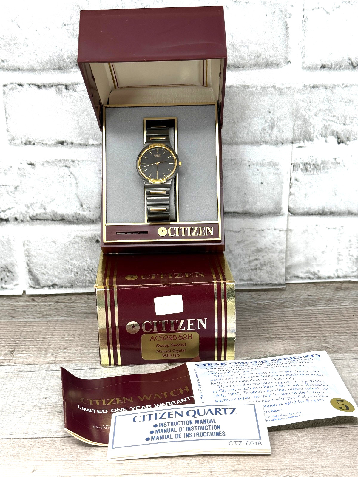 Vtg 1987 Citizen Men’s 2 Tone Watch 5295-52H Mineral Crystal w/ Box Case Papers