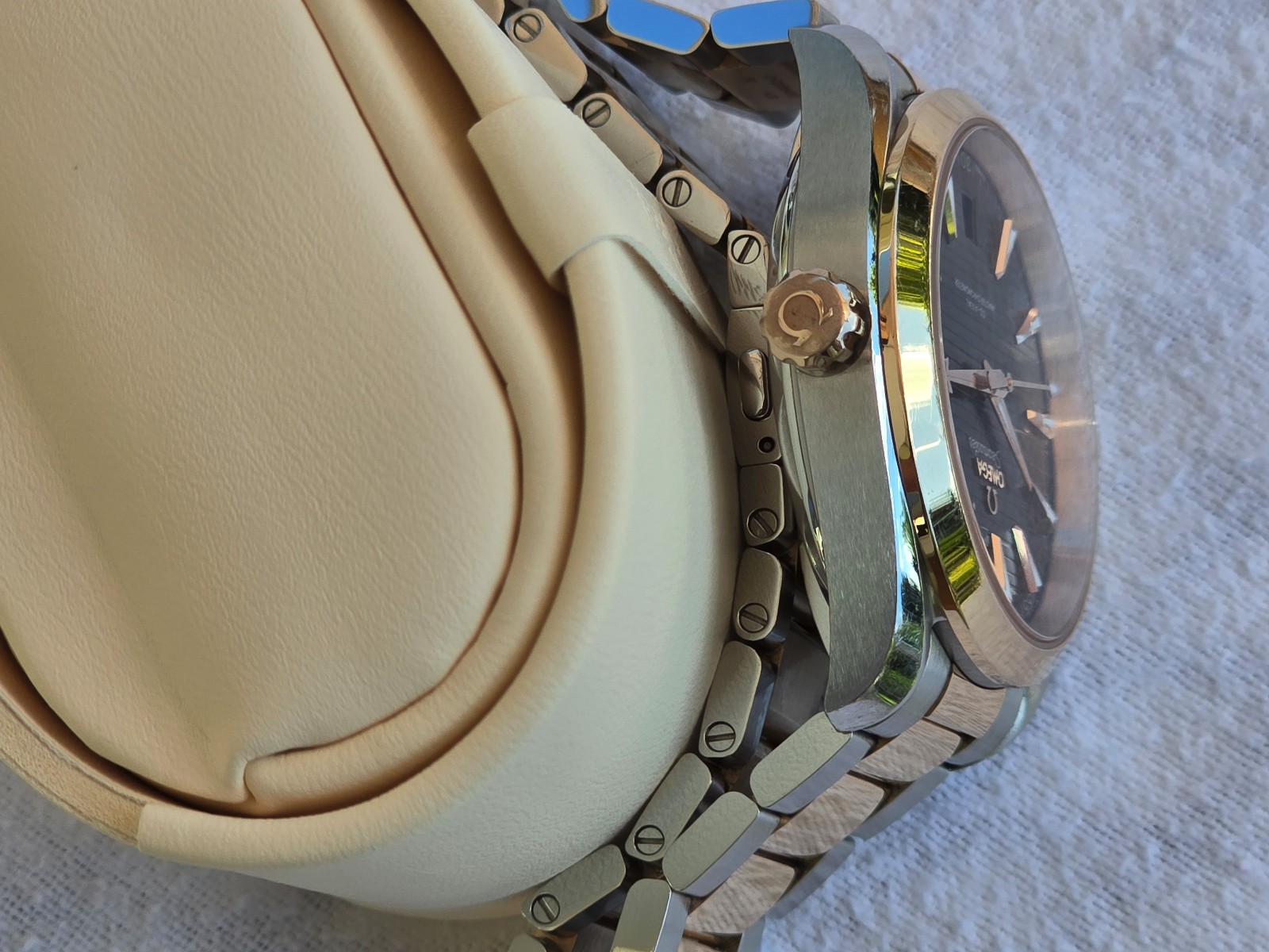 Omega Seamaster Aqua Terra 41mm Sedna Gold Steel Grey Dial 220.20.41.21.06.001