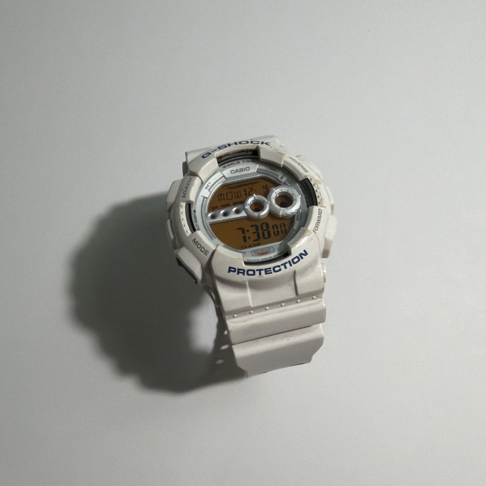Vintage Casio G-Shock GD-100SC White Witch Watch 3263 Rare Mens Or Women’s