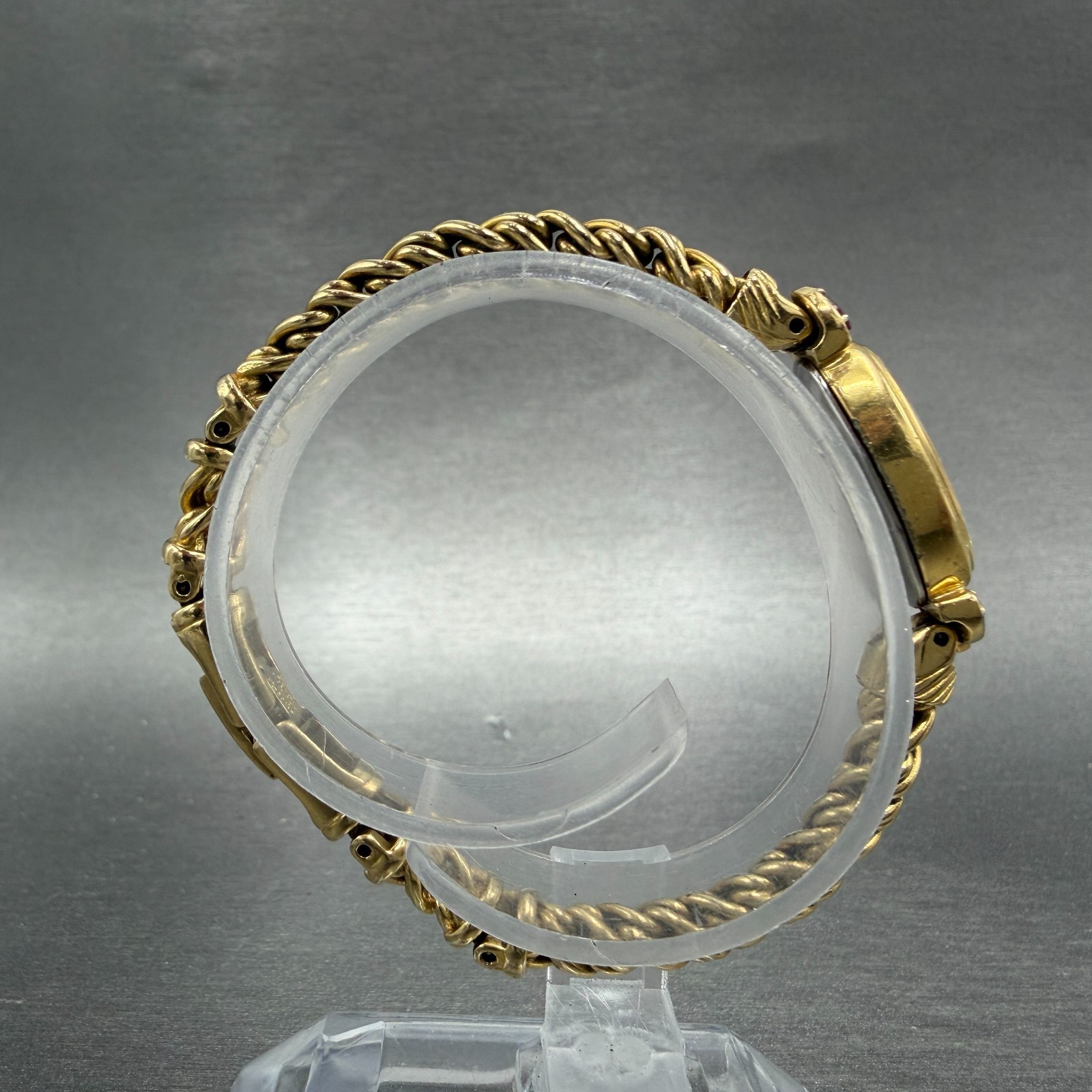 Seiko Watch Women 13mm Champagne Dial Gold Tone Oval 1E20-5760 New Battery Gems