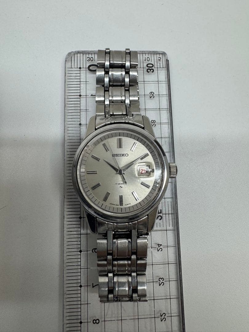 SEIKO Vintage Ladies Hand-Winding Watch, Working Condition! 17jewels