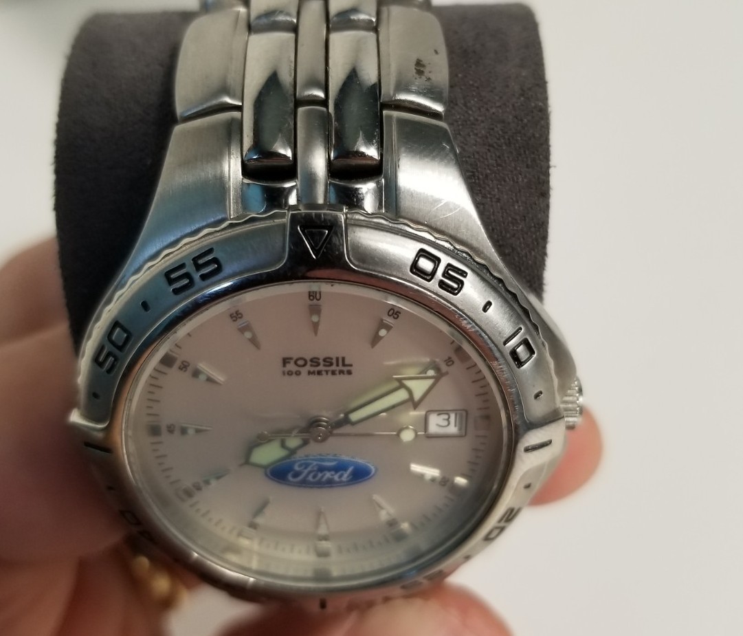 Fossil Ford Motor Silver Quartz Men’s Watch 100 Meters READ