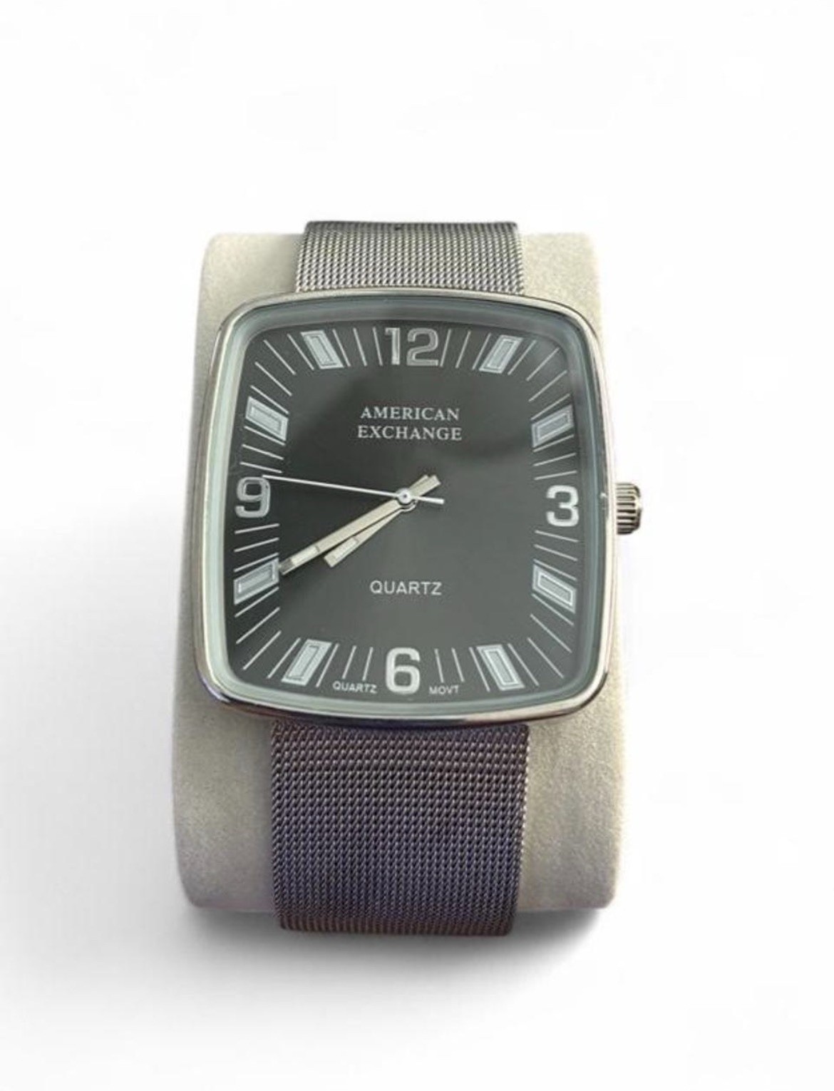 American Exchange Unisex Quartz Analog Square Watch Black Dial Silver Mesh
