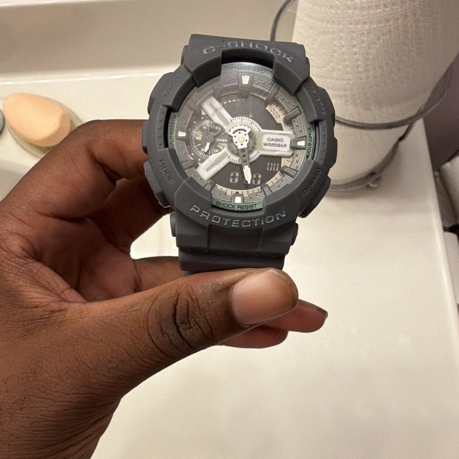 G-SHOCK Shock-Resistant 200m Analog-Digital Quartz Gray Resin Watch
