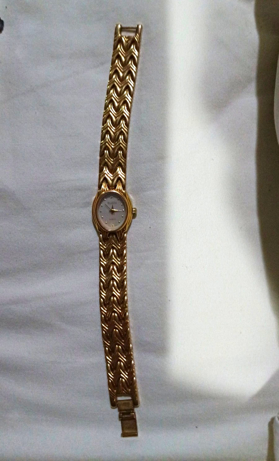 Elgin Women’s Gold Tone Metal Bracelet Wristwatch White Round Analog Dial
