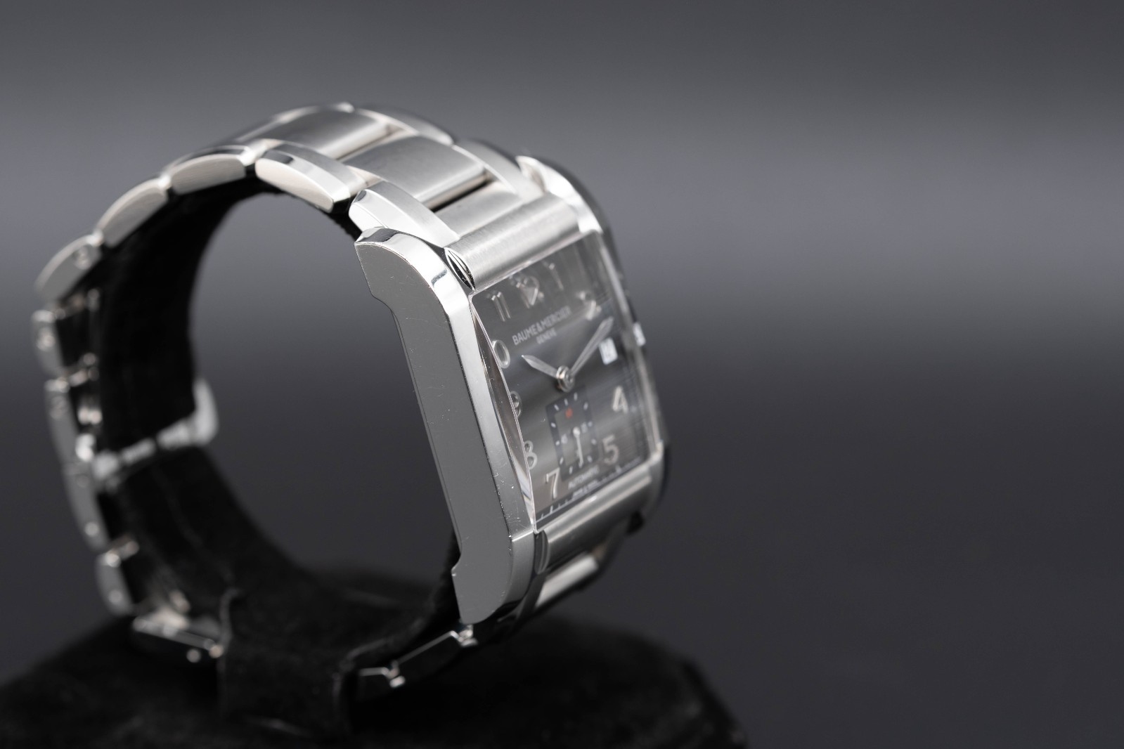 Baume & Mercier Hampton Gray Men’s Watch – 65697