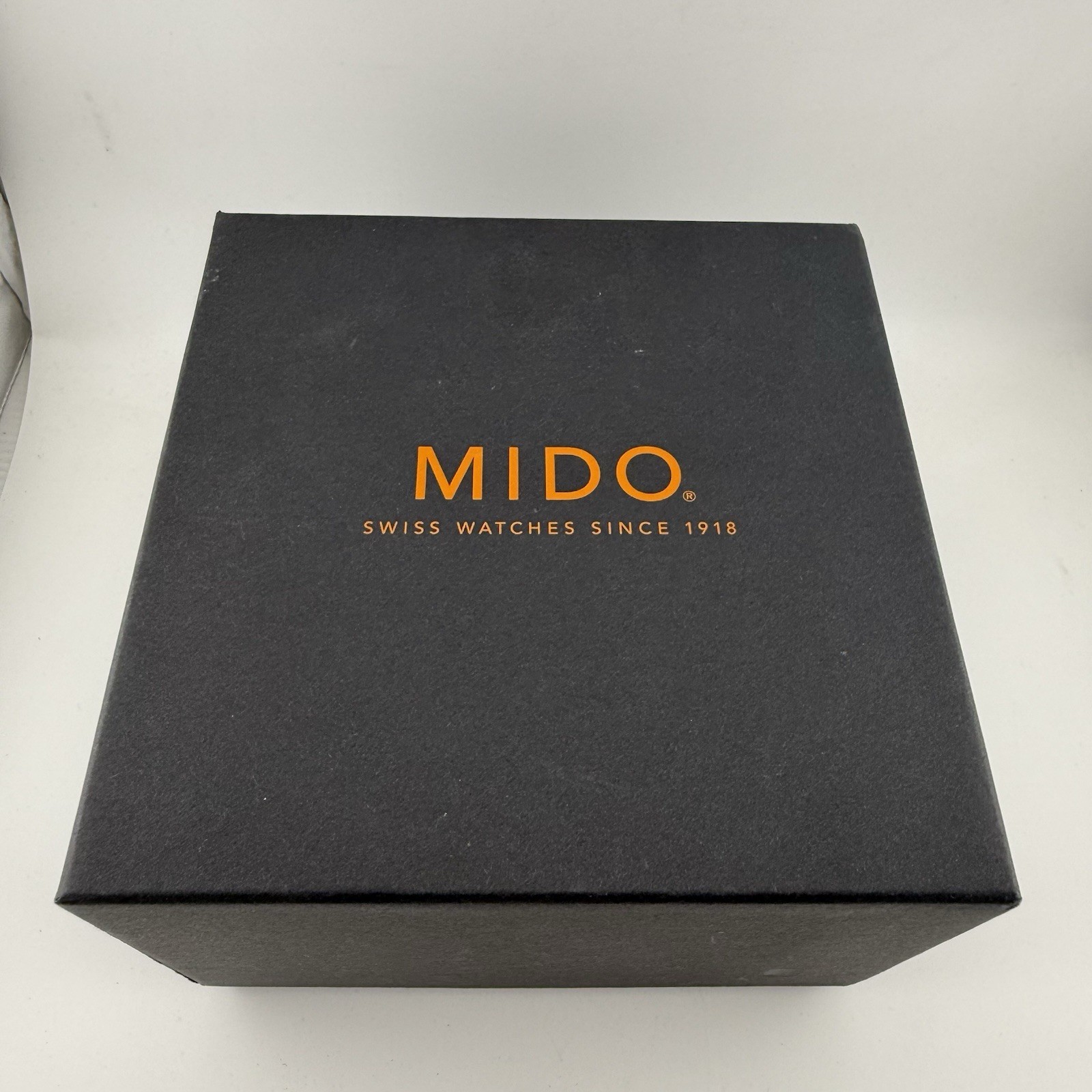 Mido Belluna II 25J Swiss Automatic Watch M024.428A Box & Hang Tag