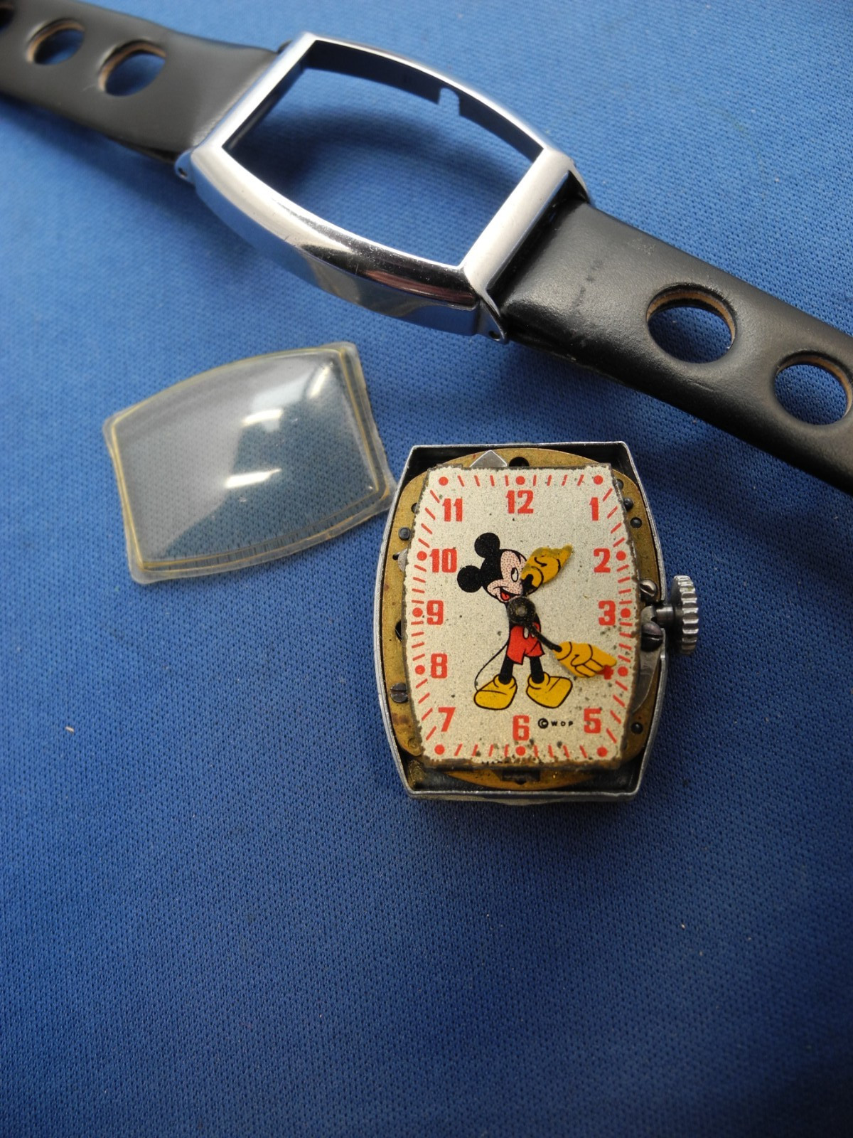 Vintage Mickey Mouse US Time Walt Disney Manual Wind Watch,WORKS