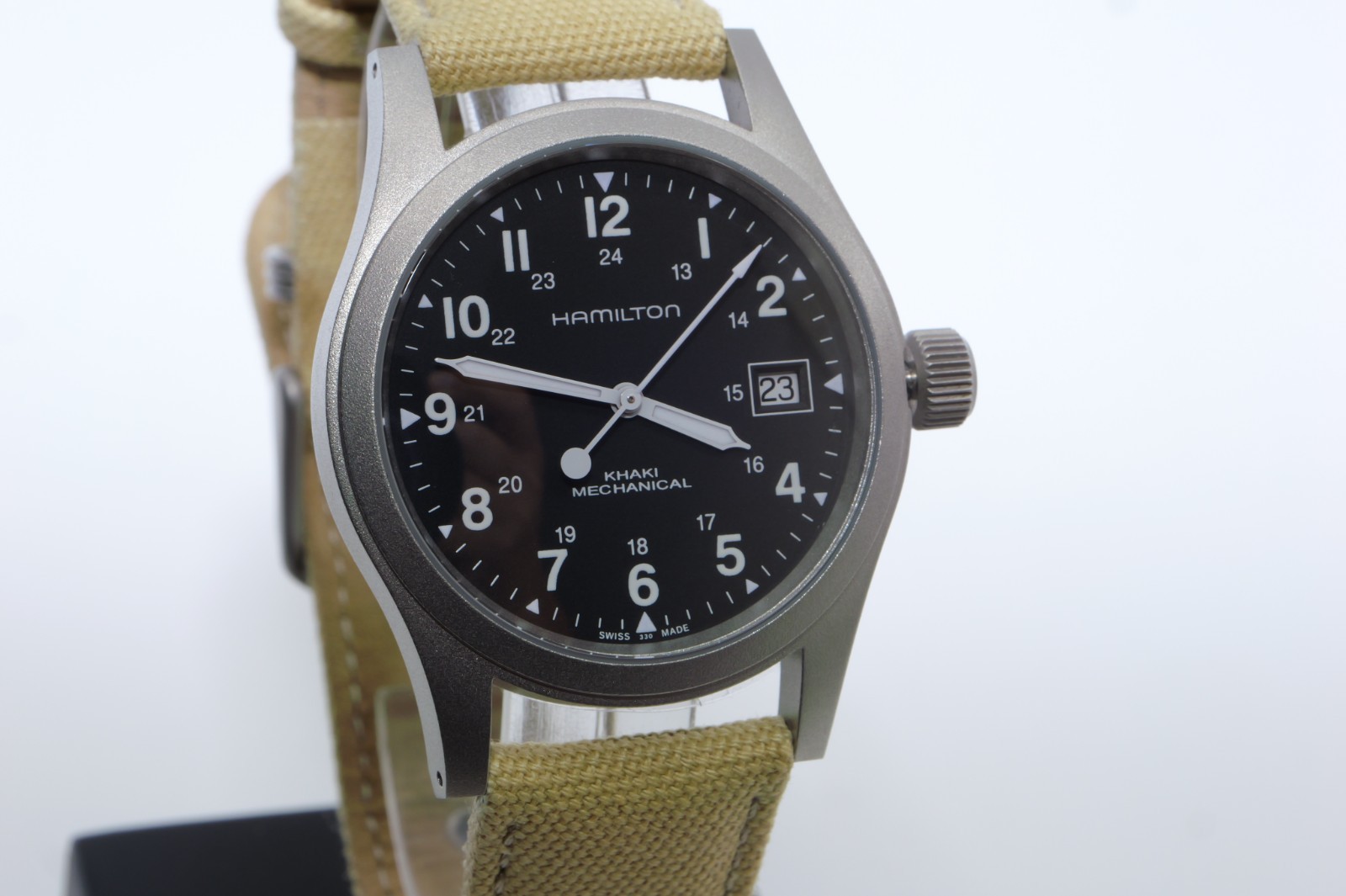 Hamilton Khaki Field Mechanical H694390 manual watch. Pilot Military Style. BOX