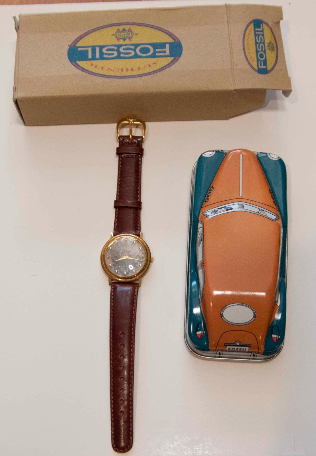 Fossil Coupe De Lux watch set, watch and original collectible packaging Untested
