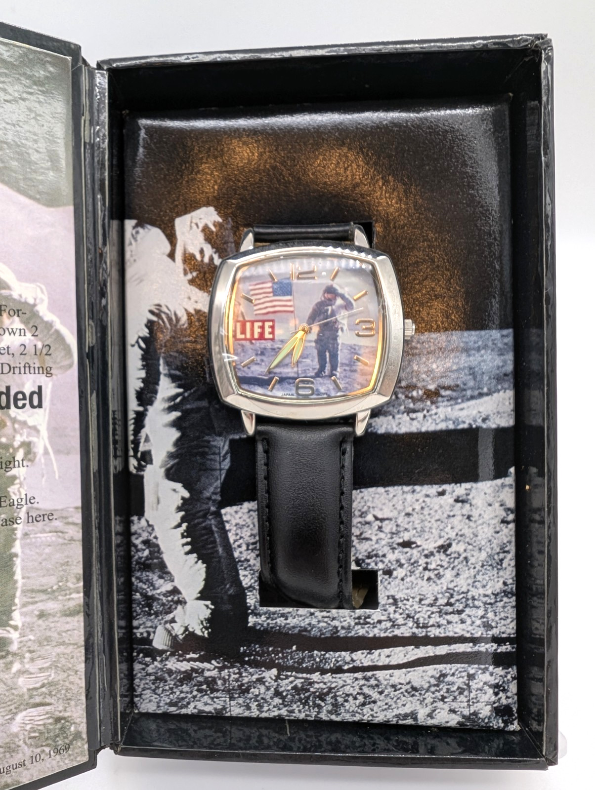 Men’s LIFE Magazine Iconic Man Goes to the Moon Watch NASA Astronaut NIB