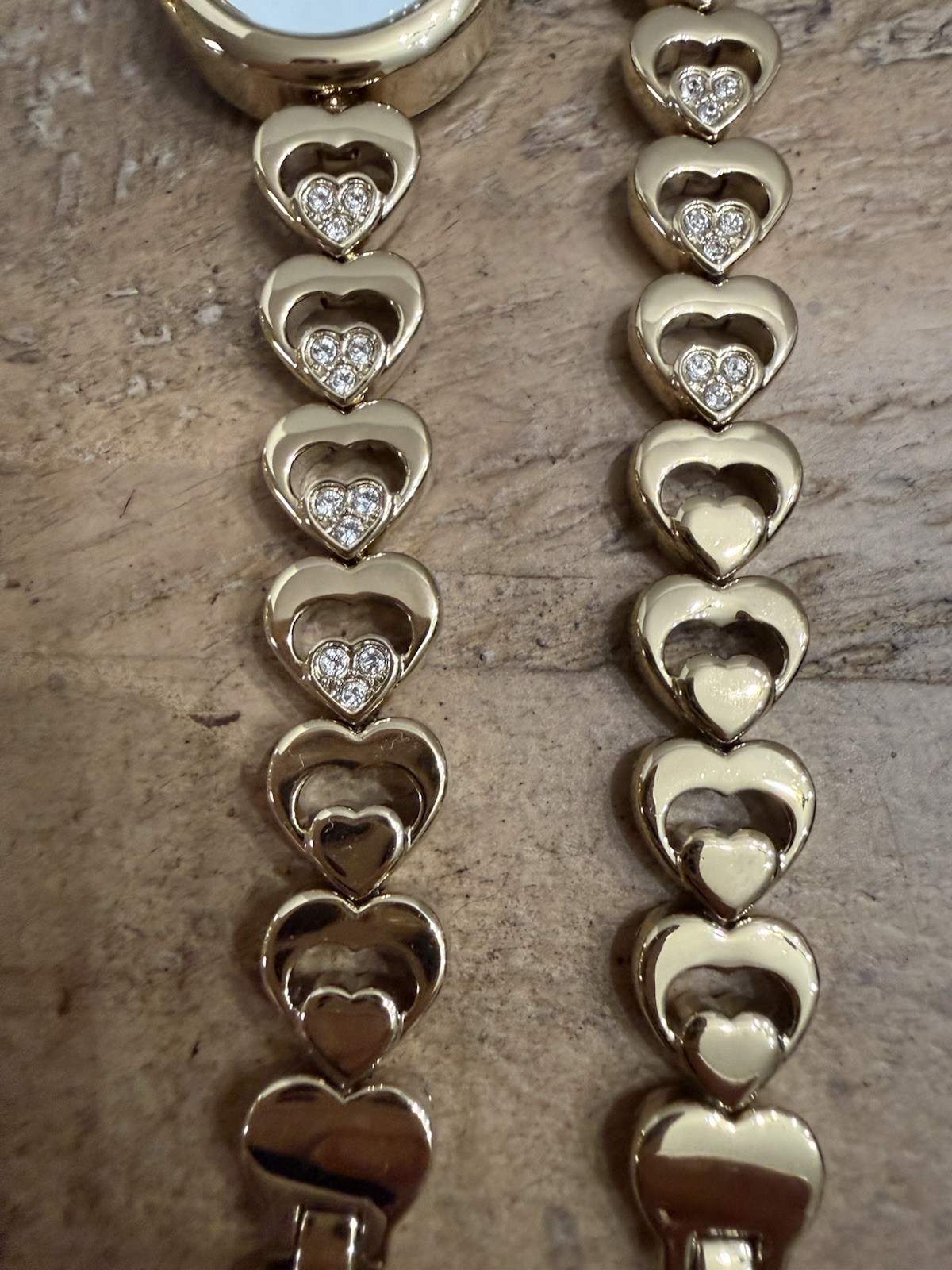 2 Pcs Armitron Ladies Watch & Bracelet Set Hearts Swarovski Goldtone Adjustable