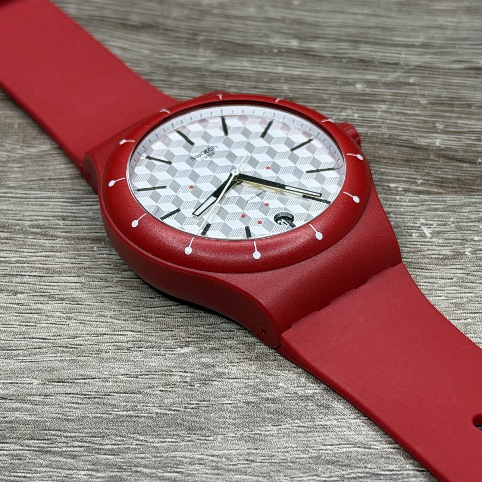 NEW✅AUTOMATIC✅ Swatch SISTEM CORRIDA Red Silicone Men’s Watch SUTR403