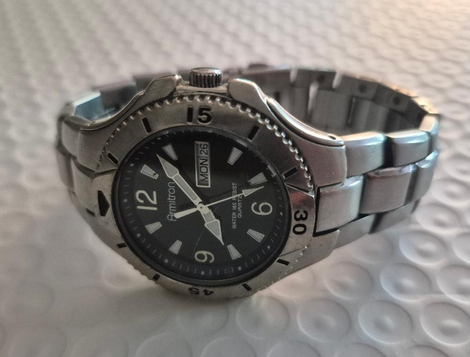 Armitron Men’s Stainless Steel 165ft Water Resistant Watch 20/1755 Quartz Japan