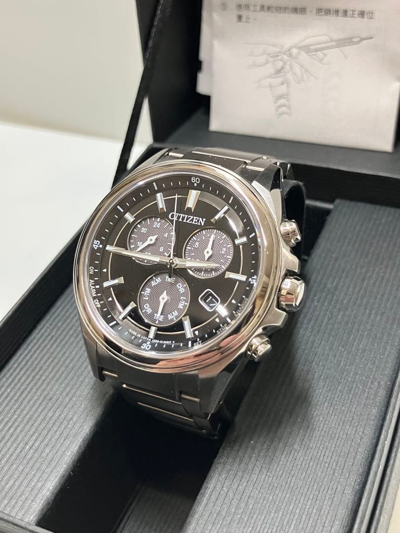 CITIZEN Eco-Drive E820-S096081 Used Watch Chronograph Box Manual Solar