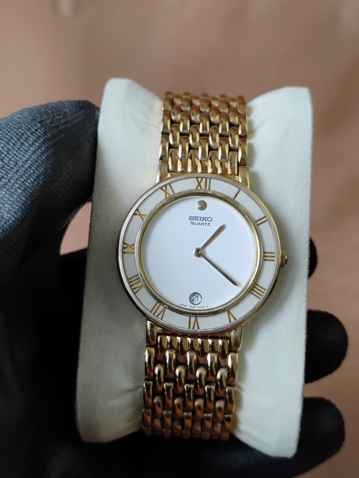 Seiko Two Tone Gold White 32mm with Roman Dial Unisex Watch