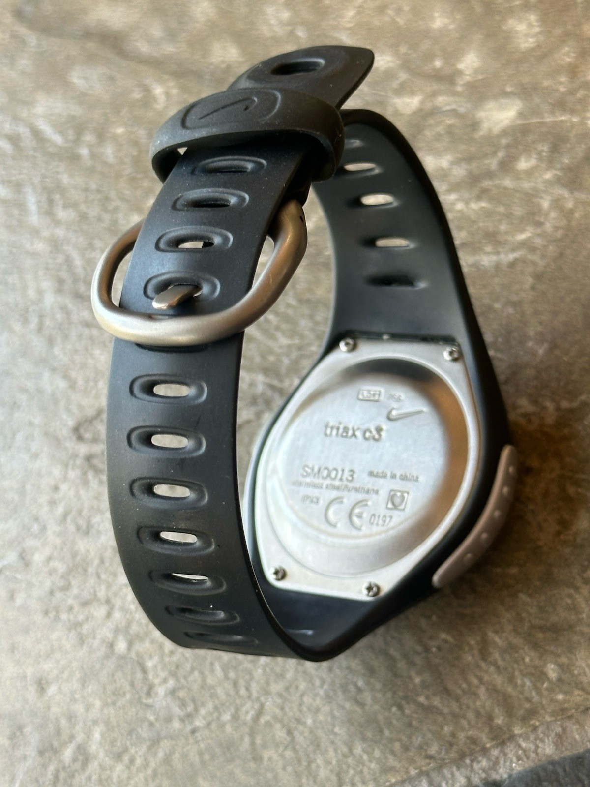 Nike Triax C3 Men SM0013 Sport Rubber Band Quartz Digital 41mm Watch 8 1/4″
